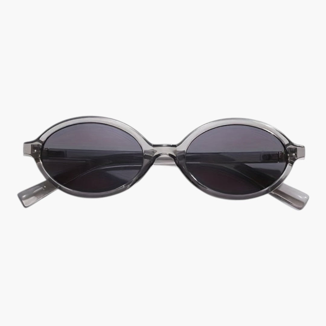 Chloe | Relaxed Women's Oval Sunglasses